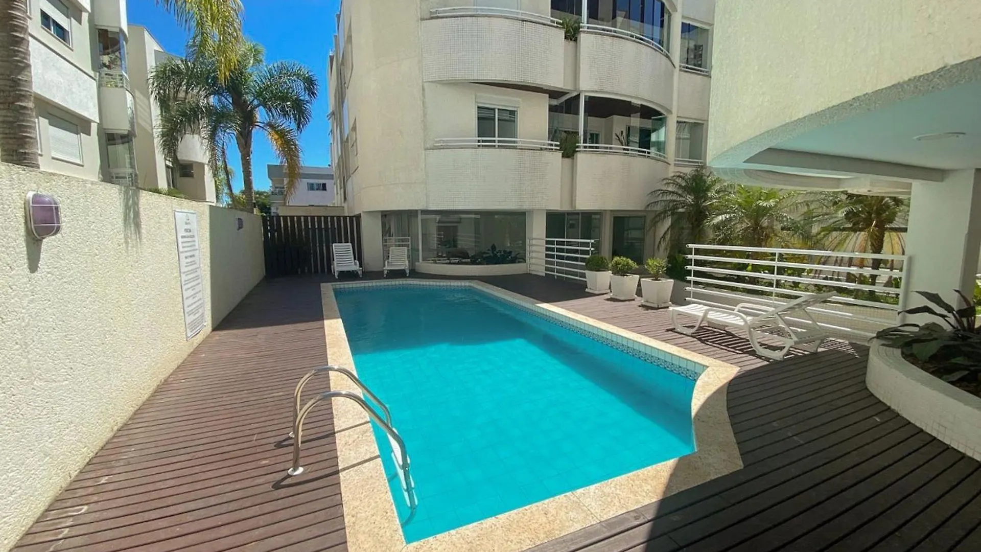 Dolce Vita Jurere Internacional Florianopolis location